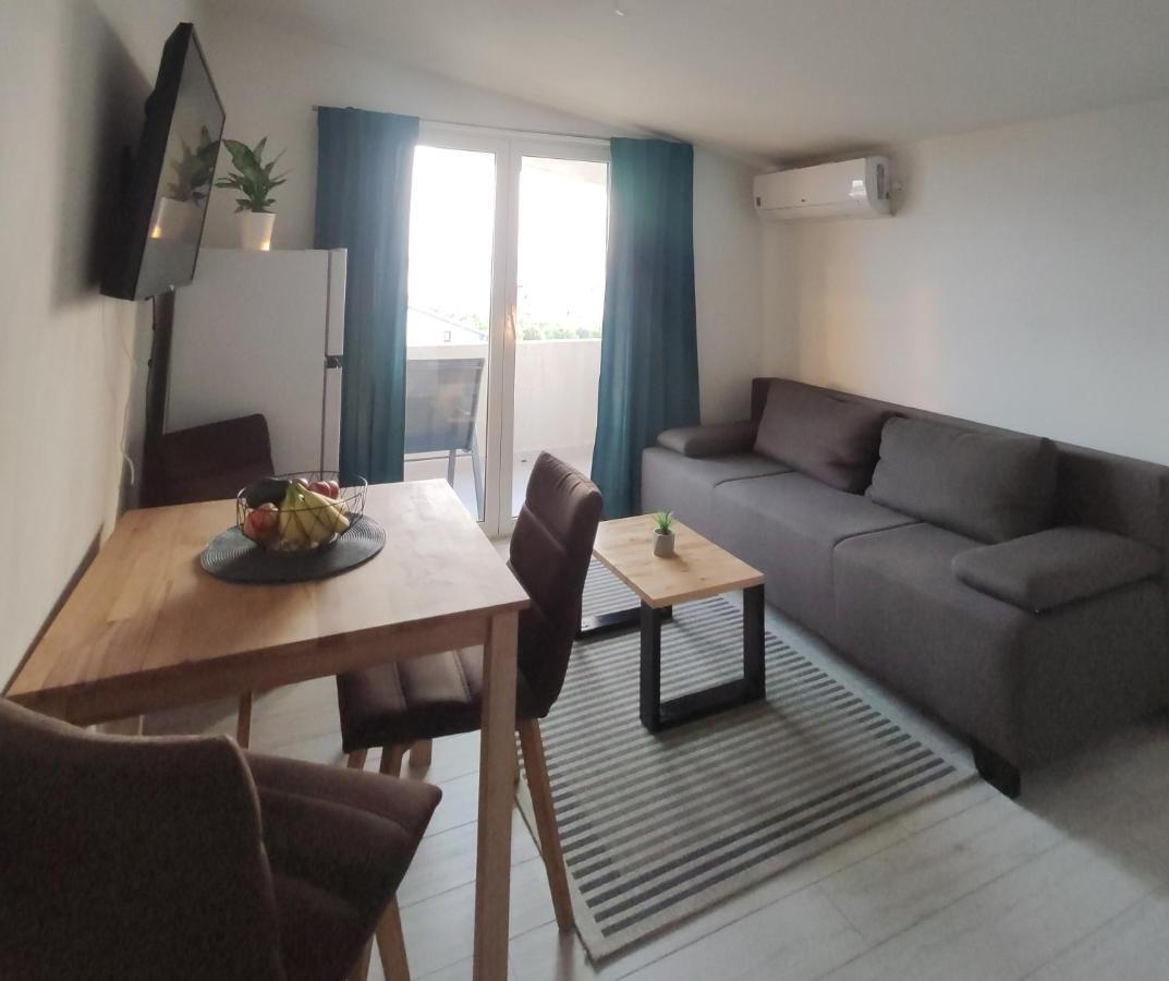 Matej 3 Apartment ซาดาร์ ภายนอก รูปภาพ